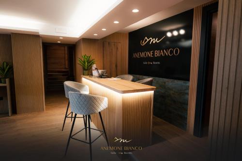 Passo del Tonale House | Anemone Bianco Suite Rooms
