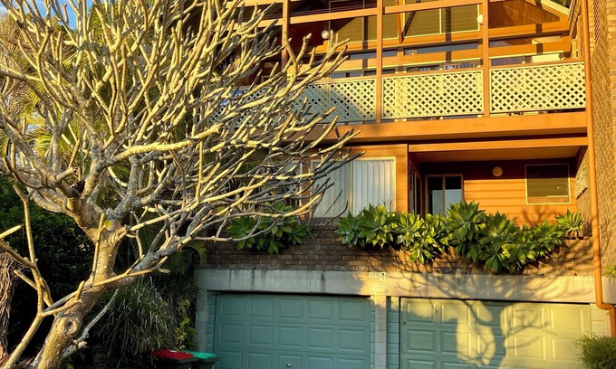 Angourie House | Angourie Beach House - total ocean views