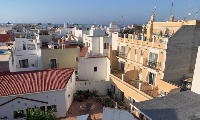 Nerja City Centre House | ANL (A8) CARABEO, Apartamentos Nerjaluna