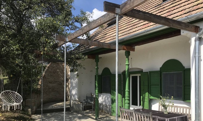 Nagyszekely Cottage | "ANNA" : fully detached 65 m2 country cottage in vineyard