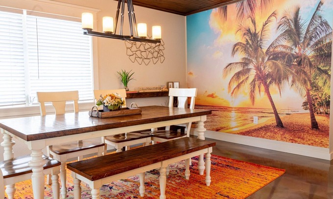 Anna Maria House | Anna Maria Aloha – Beach Block Cottage, Steps to Gulf, Outdoor Living, Pet OK