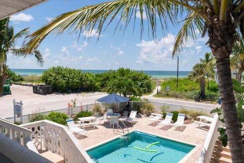Holmes Beach House | Anna Maria Beach Place, Unit 6
