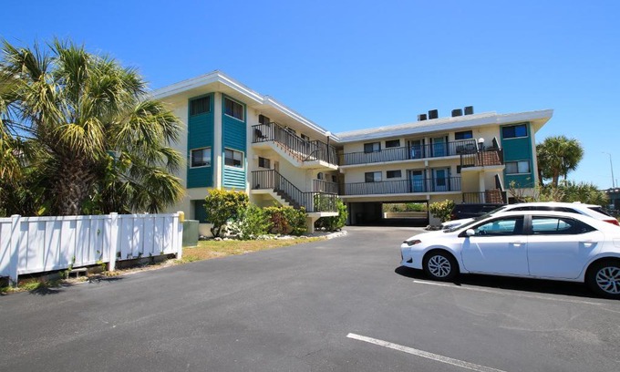 Bradenton Beach Apartment | Anna Maria Island Bridge Port Beach Resort