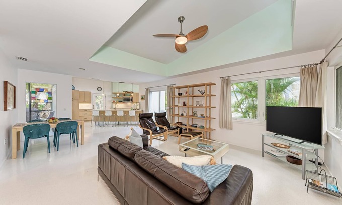 Anna Maria Cottage | Anna Maria North End Retreat, Private Pool, 250 feet from the beach