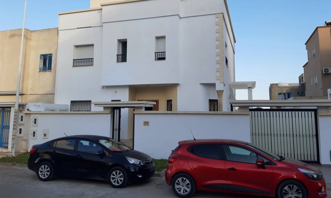 Cite El Wafa House | Annual rental Villa S + 5 in Hammamet Nord, 5 minutes from the beach