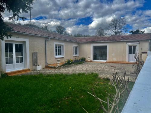 Trucy-sur-Yonne House | Anny & Bernard