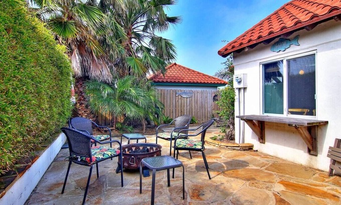Old Town Cottage | Another Day in Paradise- Privacy Fence | Fire Pit