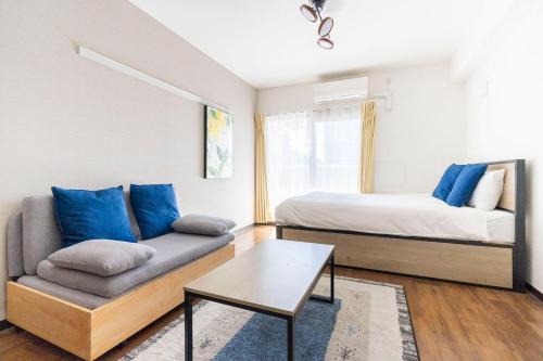 Miyakojima Apartment | Anri Kitadume Osaka Castle