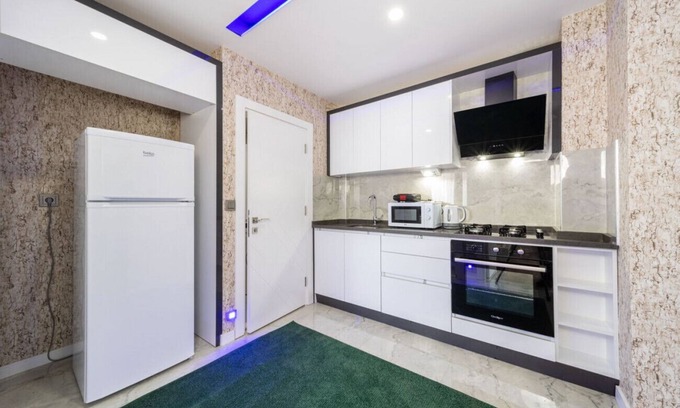 Liman Mahallesi Apartment | Antalya Beachside Escape, Close to the Sea