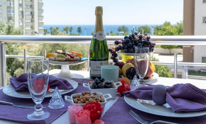 Eski Lara Apartment | ANTALYA LARA 1+1 LUXURY APARTMENT