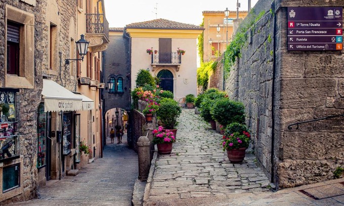 San Marino Bed & Breakfast | antica bifora rsm