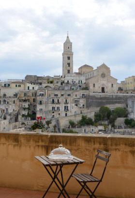 Sasso Barisano House | Antica Dimora Storica La Finestra Sul Campanile