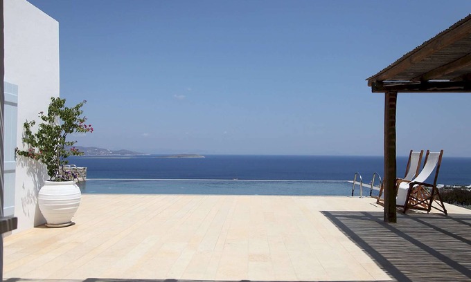 Antiparos Villa | Antiparos villa with pool and breathtaking views