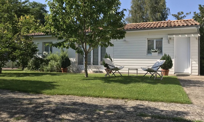 Saint-Medard-en-Jalles House | "Antoinette's house 50 m2