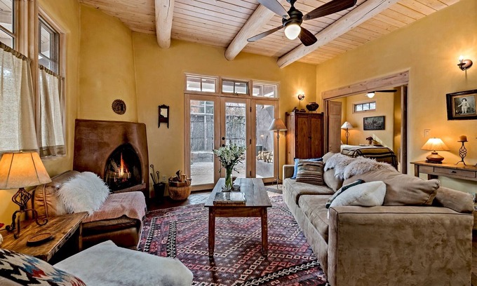 Historic Eastside House | Antonia - Historic Retreat, Walk Everywhere