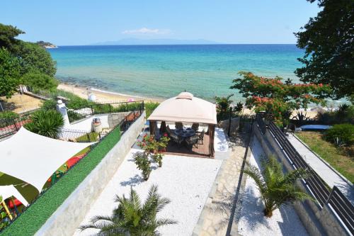 Palaio Tsifliki House | ANTONIO's BEACH HOUSE