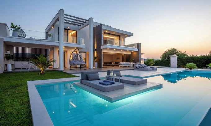 Haniotis Villa | Antonio Villa, Horizon Dream Villas