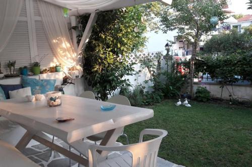 Nikita Apartment | Any Summer garden house