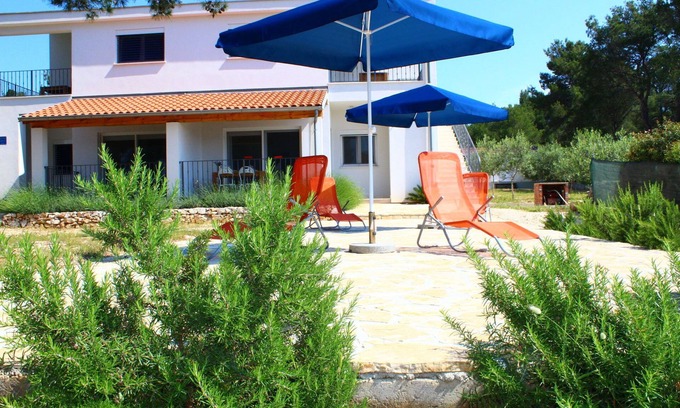 Verunic Apartment | Apartment on Dugi Otok near Sakarun Beach