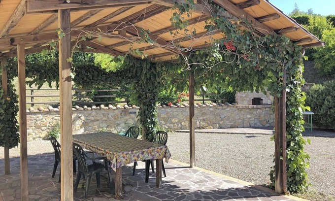 Montecatini Val di Cecina Apartment | Apartment '5' with Shared Pool, Wi-Fi and Air Conditioning