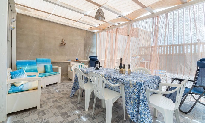 Portopalo di Capo Passero Apartment | Apartment 'Belvedere Sea View' with Sea View, Wi-Fi and Air Conditioning