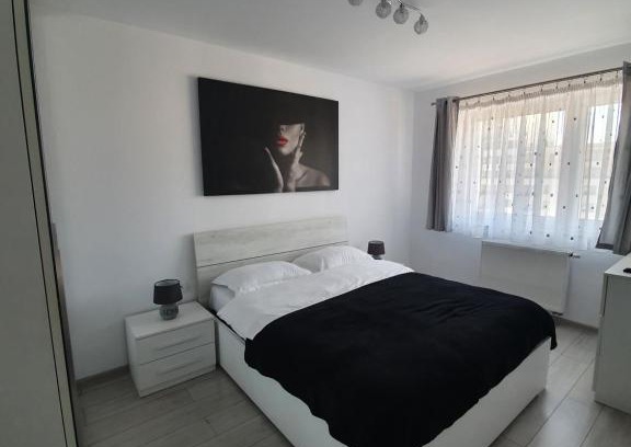 Tractorul Apartment | APARTAMENT CORESI Promenada Coresi