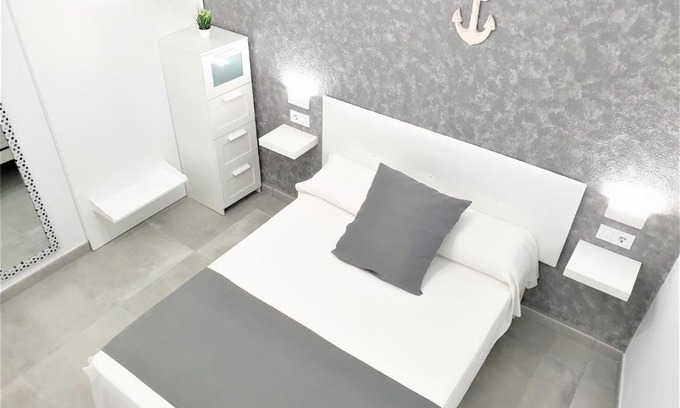 Fornells Apartment | Apartament Fora Port
