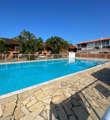 Maranduba Apartment | Apartamento a 250 metros da Praia do Sapê e Maranduba - Piscina e Ar condicionado