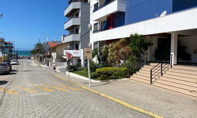 Bombas Apartment | Apartamento a 70 Metros do mar da Praia de Bombas