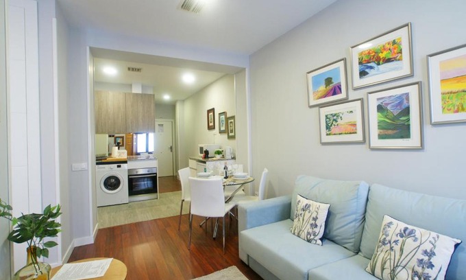 Centro Apartment | Apartamento al lado de Gran Via - Pink