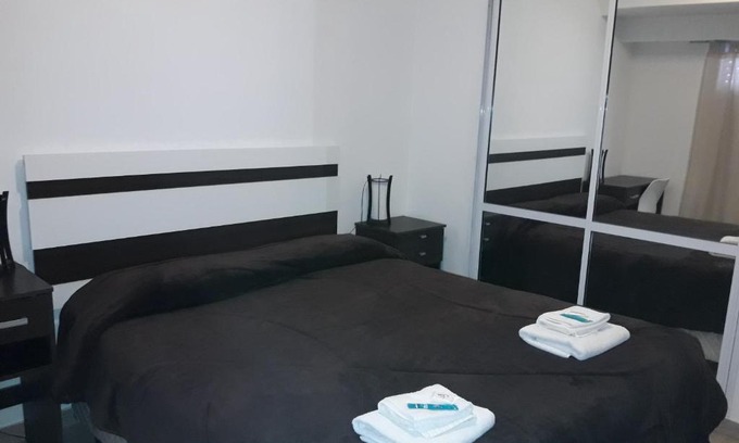 Bahia Blanca Apartment | Apartamento céntrico 19 de Mayo con cochera