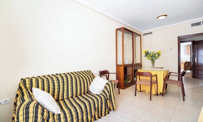Barriada del Rio San Pedro Apartment | Apartamento "Colibri" with Wi-Fi, Air Conditioning & Patio