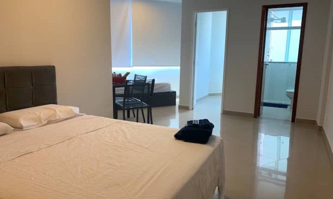 Bouvet Island Apartment | Apartamento com Smart Tv, Netflix, Prox Shopping