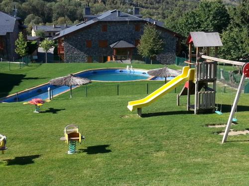 Osseja Apartment | Apartamento con piscina en Osseja