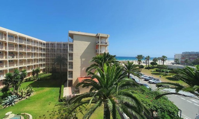 La Pineda Apartment | Apartamento con vistas al mar