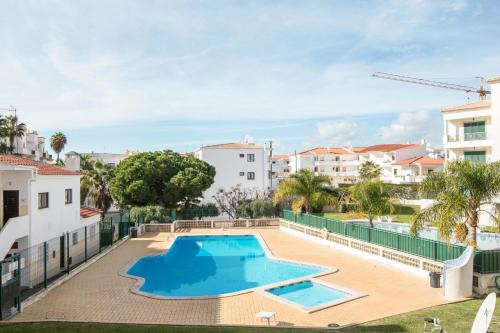 Montechoro Apartment | Apartamento Dois Pinheiros