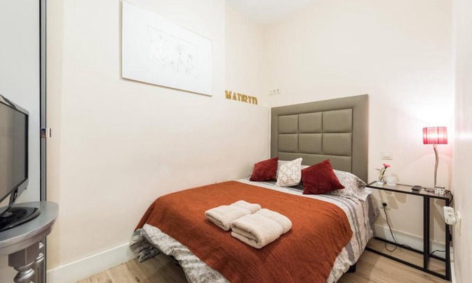 Embajadores Apartment | Apartamento en Calle Relatores
