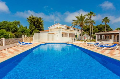 Cala'n Bosch Apartment | Apartamento en complejo de zonas ajardinadas-c11
