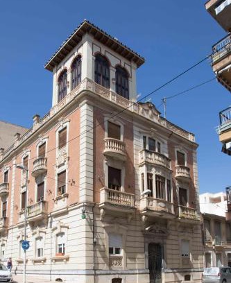 Monovar Apartment | Apartamento en Edificio Tortosa