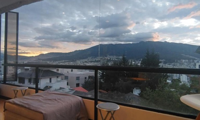 Financial District Apartment | Apartamento Moderna Circa Parque Metropolitano