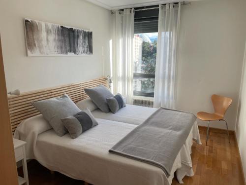 Las Campas y San Claudio Apartment | Apartamento Paseo de la Losa