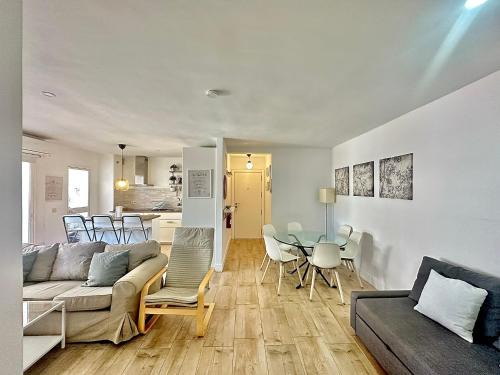 Torreblanca Apartment | Apartamento Torreblanca FREE PARKING