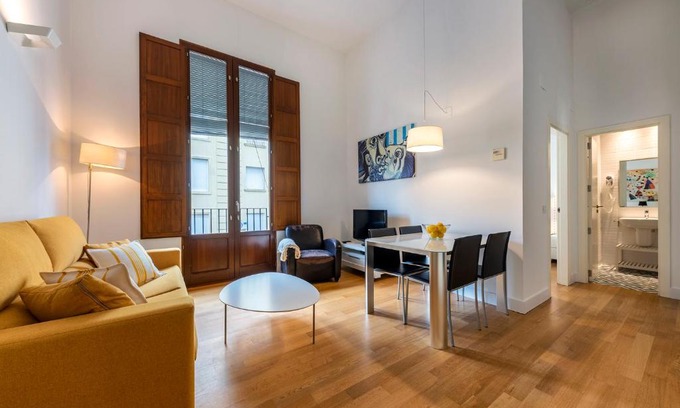 Alicante City Centre Apartment | Apartamentos Alicante Centro by Renthas