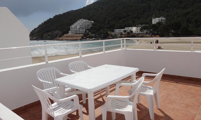 Cala Llonga Apartment | Apartamentos Cala Llonga