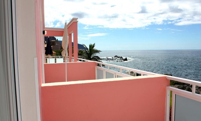 Playa de la Calera Apartment | Apartamentos El Guirre