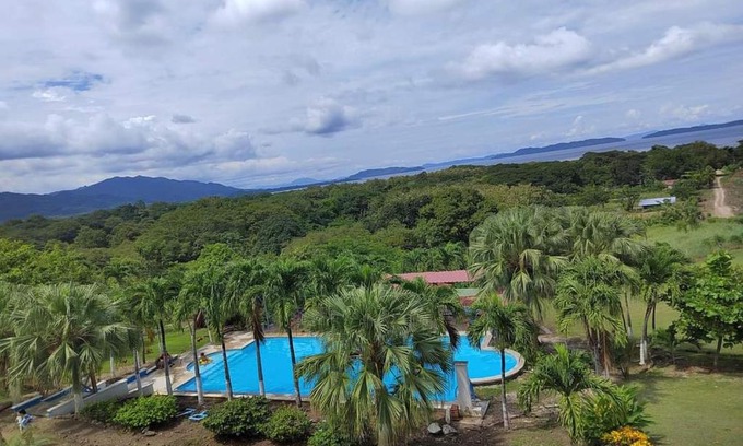 Playa Naranjo Apartment | Apartamentos Olga