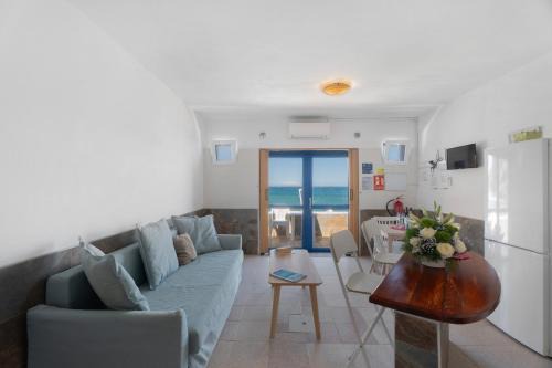 Alojera Apartment | Apartamentos Playa Azul - 4