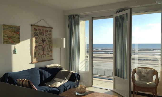 Hardelot-Plage Apartment | APARTEMENT TB SEA VIEW 60 M2/2 bedrooms/4 Pers. + Outdoor closed parking lot
