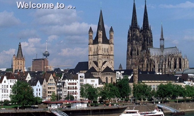 Altstadt-Nord Apartment | Apartes City Apartment with balcony. Direct city center location at the DOM & old town!