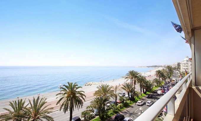 Les Baumettes Apartment | Aparthotel Adagio Nice Promenade des Anglais